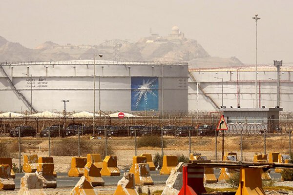 Iran Intensifies Attacks on Energy Infrastructure in Gulf Countries