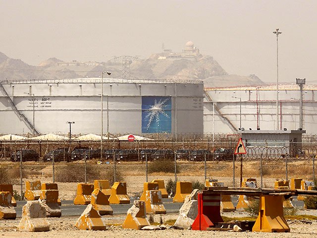 Iran Intensifies Attacks on Energy Infrastructure in Gulf Countries