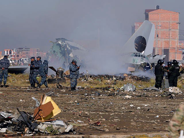 Bolivia’s Police Operation to Recover Lost Banknotes After Plane Crash