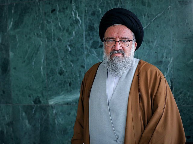 בחירת מנהיג עליון חדש לאיראן: המועמדות של מוחתבא ח'מנאי