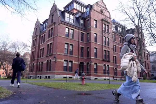 Иск администрации Трампа против Гарварда: защита еврейских студентов и финансовые требования