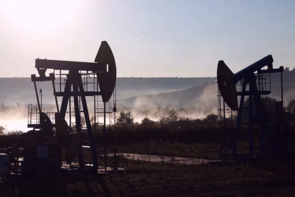 עסקאות בתעשיות הנפט והגז בארצות הברית הוקפאו בשל חוסר ודאות בשוק