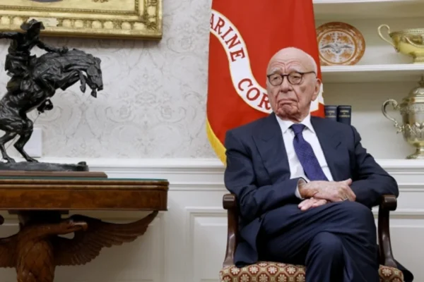 Мердок призывал Трампа к военным действиям против Ирана