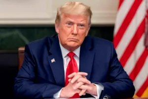 Trump Reports a “Gift” from Iran in Oil and Gas