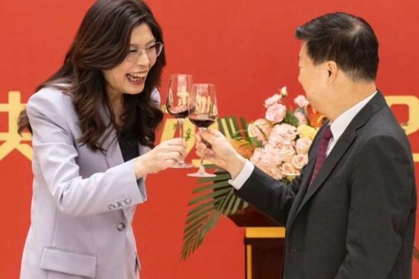 ביקור מנהיג הקומינטן בסין: צעד חשוב לדיאלוג