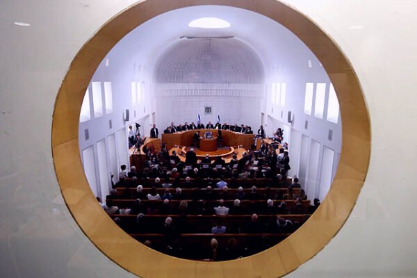 דיון בבית המשפט העליון על הגנת זכויות המאמינים במצבי חירום