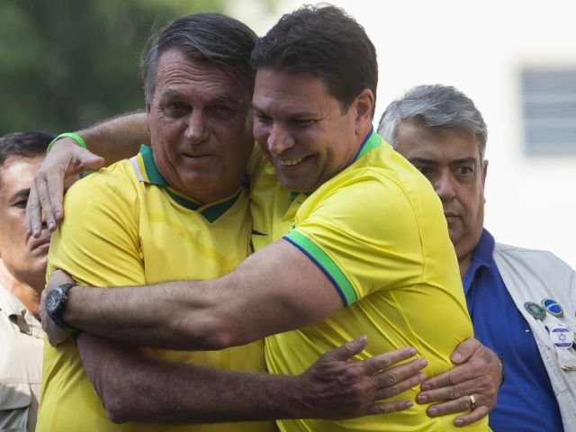 Задержание бывшего руководителя бразильской разведки в США