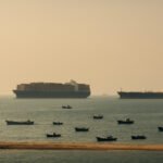 19 апреля через Ормузский пролив прошло свыше 20 судов